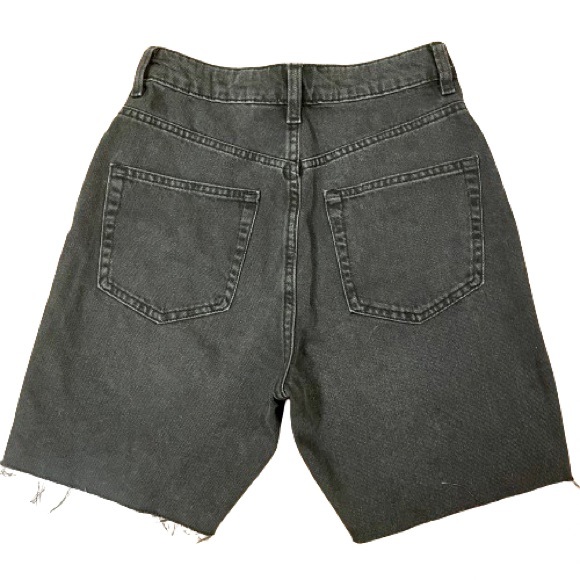 Denim Bermuda Shorts • Black • US 2 - Picture 4 of 6